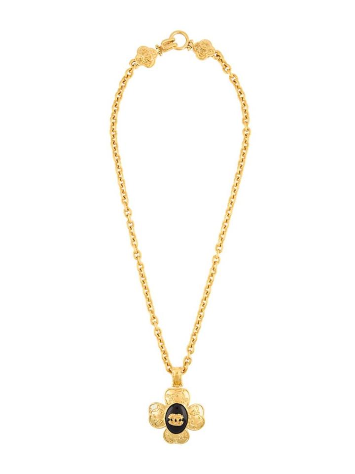 Chanel Vintage Vintage 96a Pendant Necklace