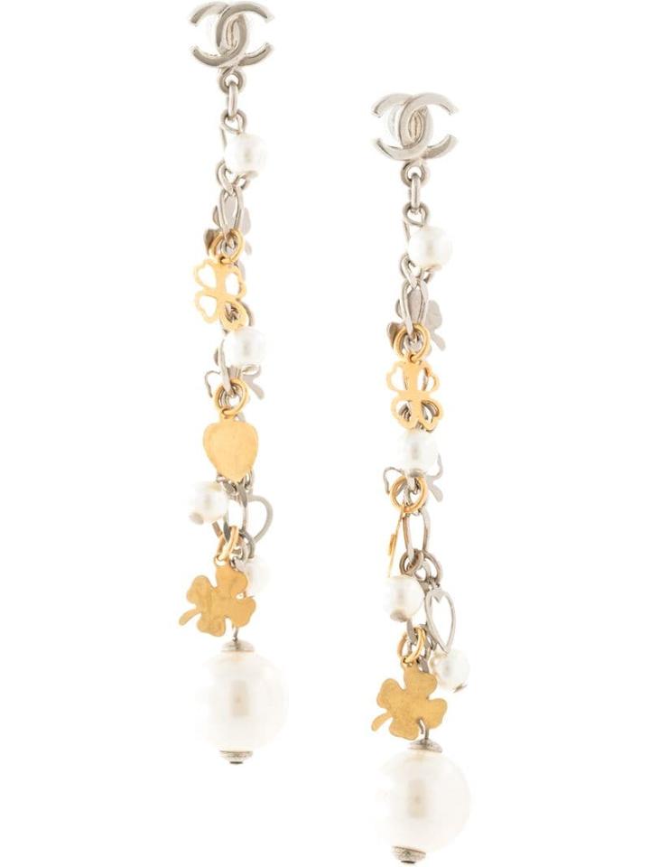 Chanel Pre-owned 2007 Faux Pearl Cloverleaf Earrings - Silver