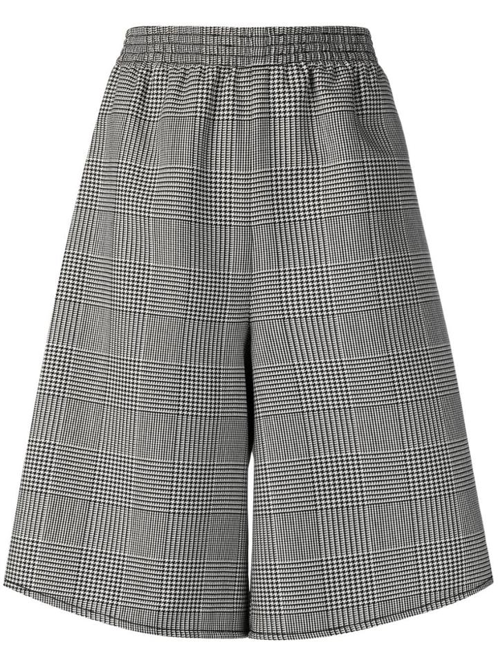 Mm6 Maison Margiela Prince Of Wales Check Shorts - Black