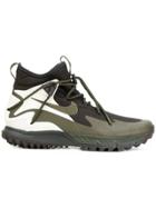 Nike Terra Sertig Sneakers - Green