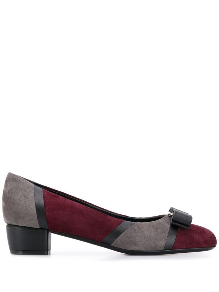 Salvatore Ferragamo Vara Pw Ornament Pump - Grey
