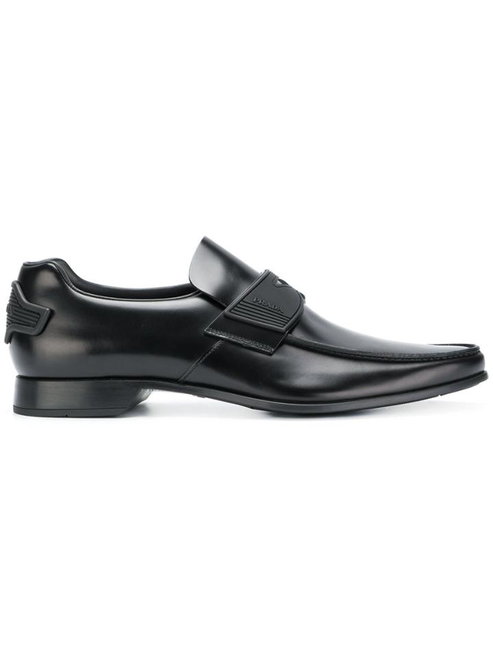 Prada Pointed Toe Oxfords - Black