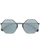 Fendi Eyewear Tinted Octagon Shaped Sunglasses - Black