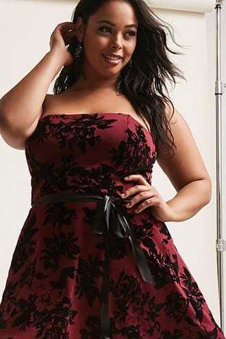 Forever21 Plus Size Floral Velvet Strapless Dress