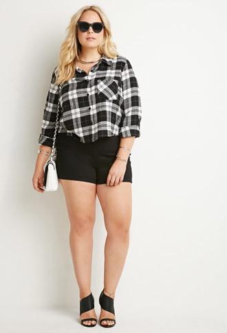 Forever21 Plus Women's  White & Black Plus Size Flannel Plaid Shirt