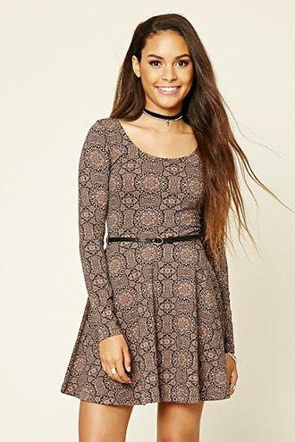 Forever21 Women's  Belted Scoop Neck Skater Dress