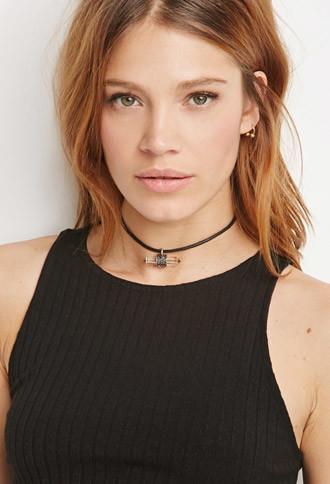 Forever21 Faux Crystal Pendant Choker