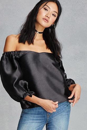 Forever21 Women's  Black Ruffled Off-the Shoulder Top