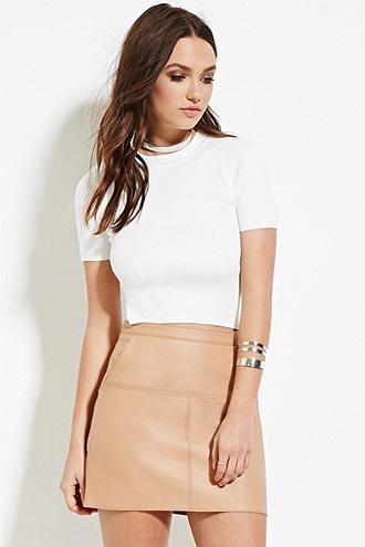 Forever21 Women's  White Ribbed Mock Neck Top