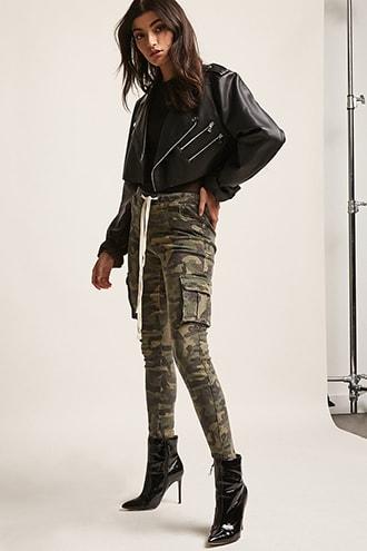 Forever21 Camo Mid-rise Cargo Pants
