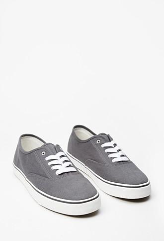 21 Men Classic Canvas Plimsolls