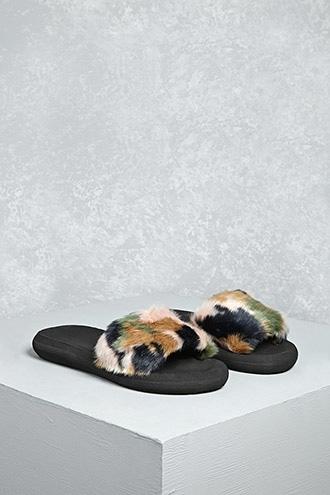 Forever21 Rocket Dog Faux Fur Slides
