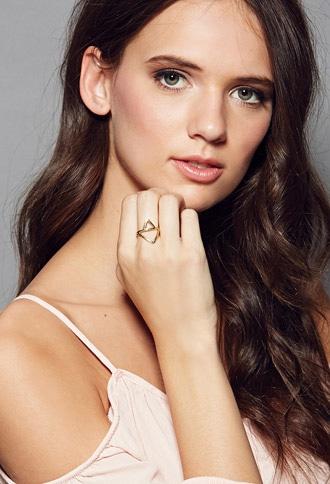 Forever21 Amarilo Alexa Ring