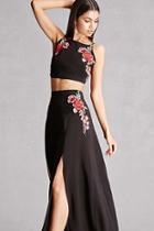 Forever21 Reverse Crop Top And Skirt Set