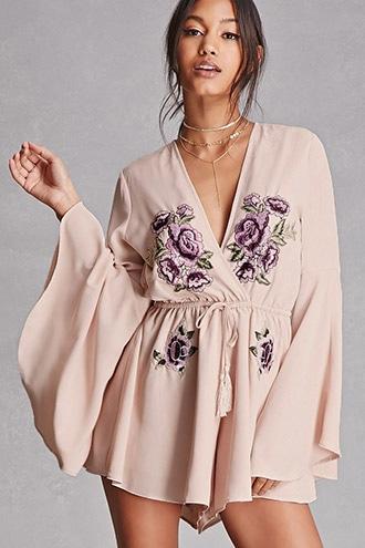 Forever21 Selfie Leslie Applique Romper