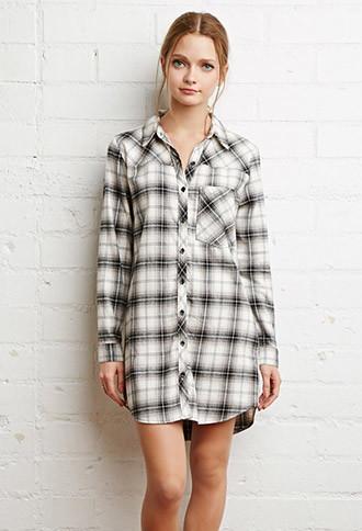 Forever21 Women's  Plaid Flannel Shirt Dress (cream/black)