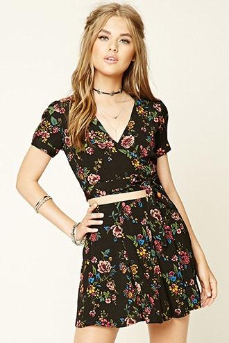Forever21 Women's  Strappy-waist Floral Crop Top