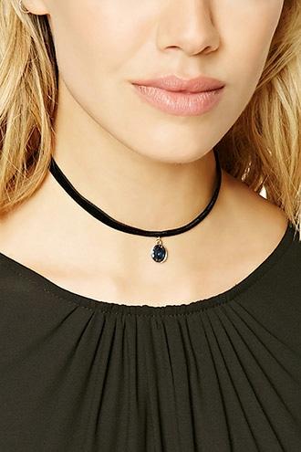 Forever21 Black & Blue Velvet Faux Gem Pendant Choker
