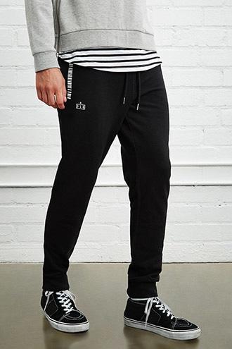 21 Men Men's  Black & White Compass Graphic Sweatpants