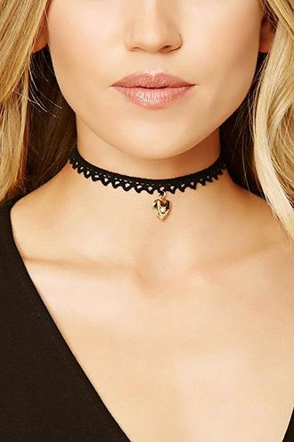 Forever21 Crochet Heart Locket Choker