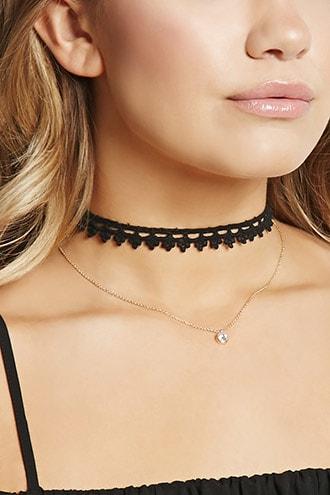 Forever21 Lace & Pendant Choker Set