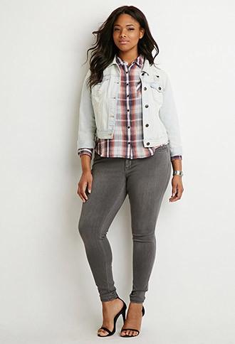 Forever21 Plus Women's  Distressed Denim Jacket