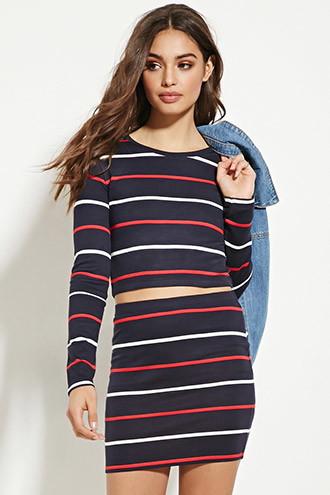 Forever21 Women's  Navy & Red Striped Crop Top