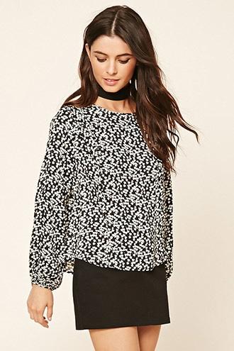 Forever21 Women's  Ruffle-front Heart Print Top