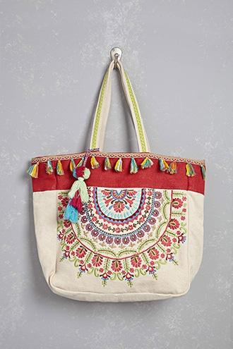 Forever21 America & Beyond Fringe Tote