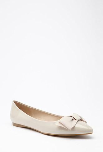 Forever21 Women's  Faux Leather Bow Flats (nude)