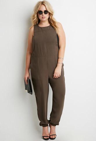 Forever21 Plus Buttoned Crepe Jumpsuit