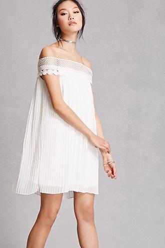 Forever21 Pleated Chiffon Shift Dress