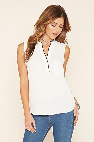 Forever21 Women's  White Sleeveless Crepe Woven Blouse