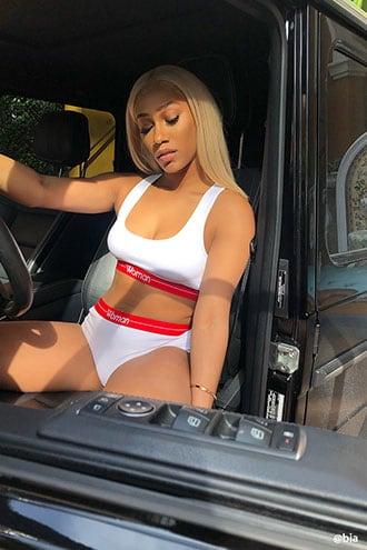 Forever21 Woman Graphic Crop Top