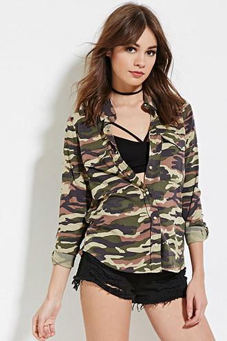 Forever21 Women's  Camo Print Shirt