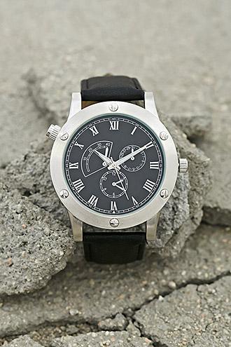 Forever21 Men Bolted Faux Leather Watch