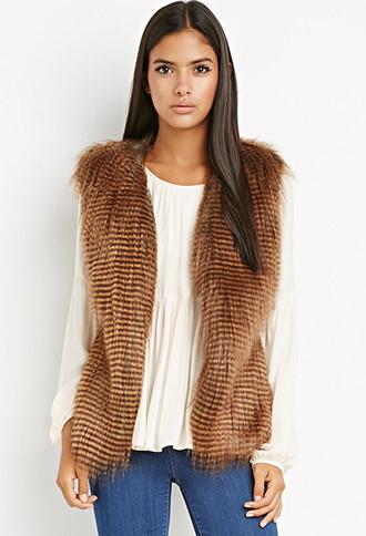 Love21 Women's  Side-paneled Faux Fur Vest