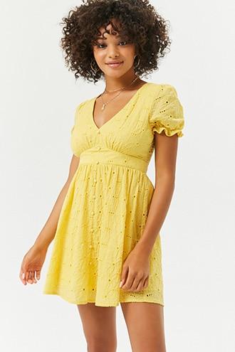 Forever21 Floral Eyelet Mini Babydoll Dress