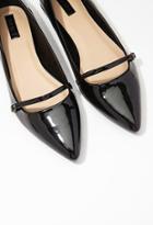 Forever21 Women's  Pointed Faux Patent Flats (black)