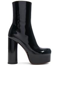 Vetements Leather Platform Boots In Black