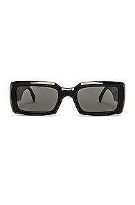 Super Sacro In Black