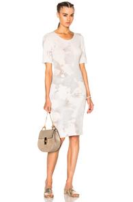 Raquel Allegra Short Sleeve Fitted Dress In White,ombre & Tie Dye