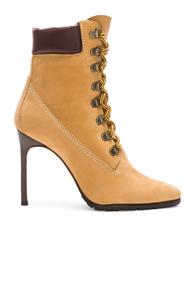 Manolo Blahnik Nubuck Leather Oklamod Boots In Neutral