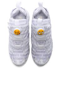 Vetements X Reebok Logo Instapump Fury Sneakers In White