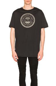 Balmain Logo Badge Tee In Black