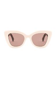 Fendi Logo Sunglasses In White