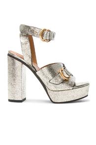 Chloe Cracked Leather Kingsley Sandals In Gray,metallics