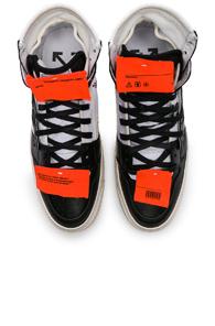 Off-white Low 3.0 Sneakers In White,black