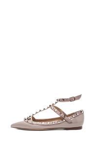 Valentino Rockstud Patent Ballerina Flats In Neutrals