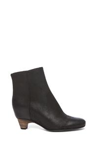 Maison Margiela Leather Booties In Black